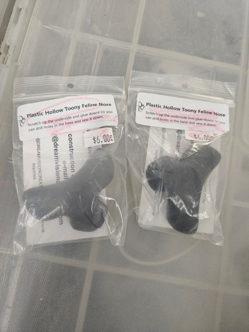 Ready to Ship Heavy Discount Item: Plastic Hollow Toony Feline Nose