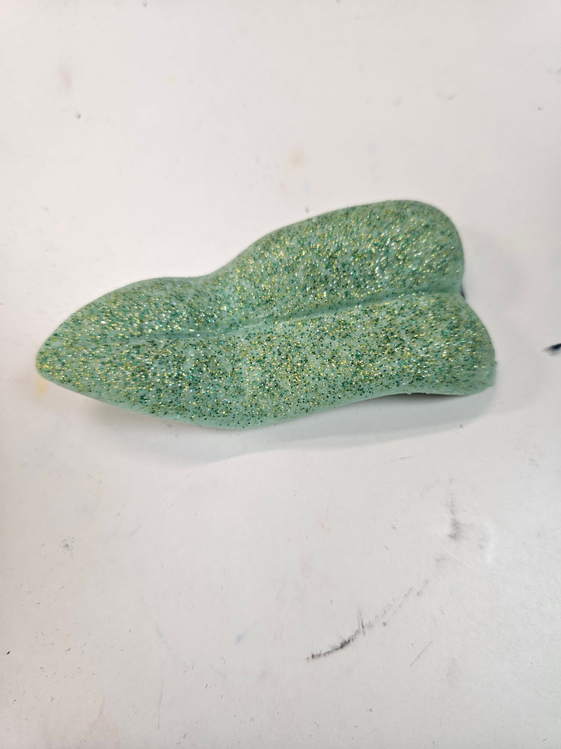 Ready to Ship: Thin Point Tongue