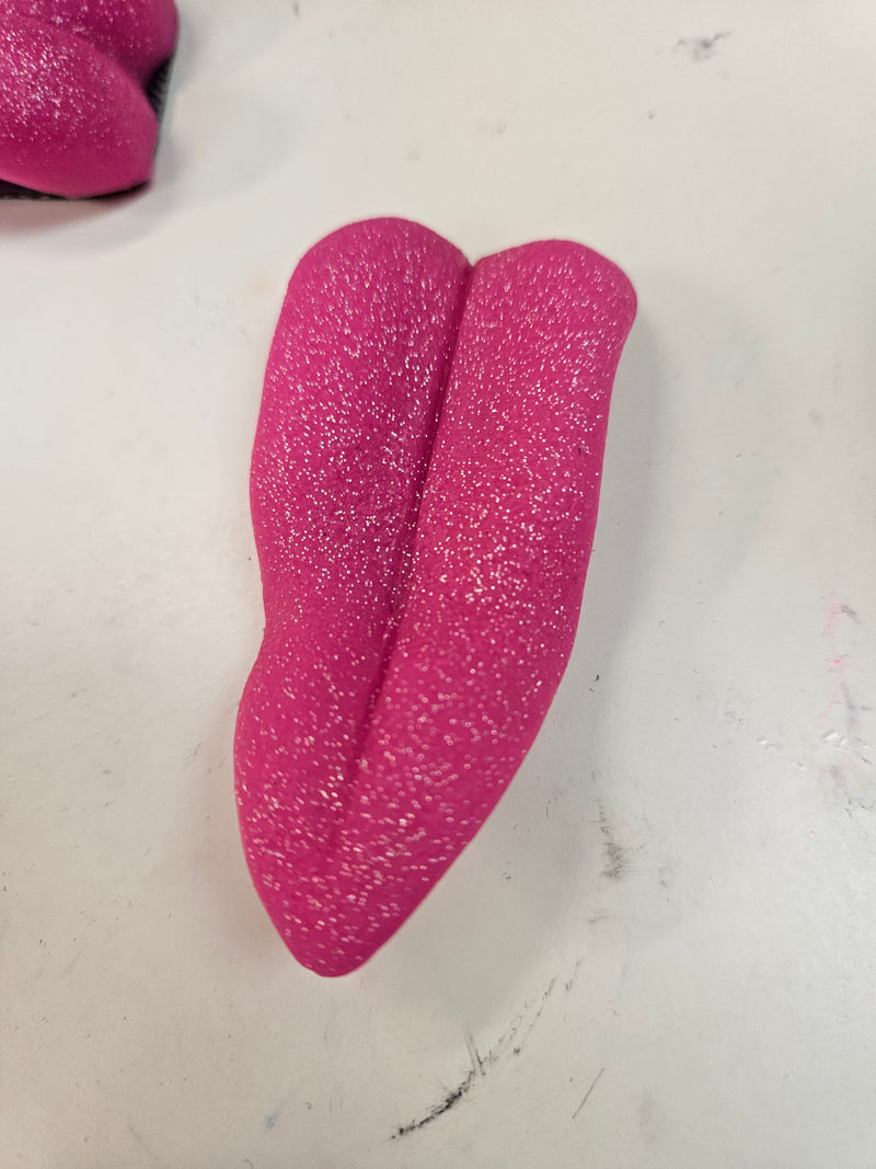 Ready to Ship: Thin Point Tongue