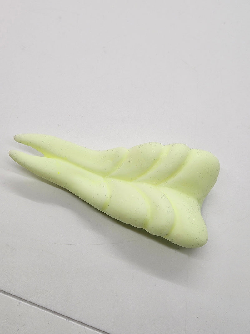 Ready to Ship: Forked Sergal Tongue