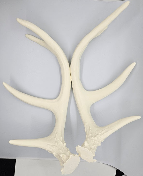 Plastic Opaque Toony Deer Antlers