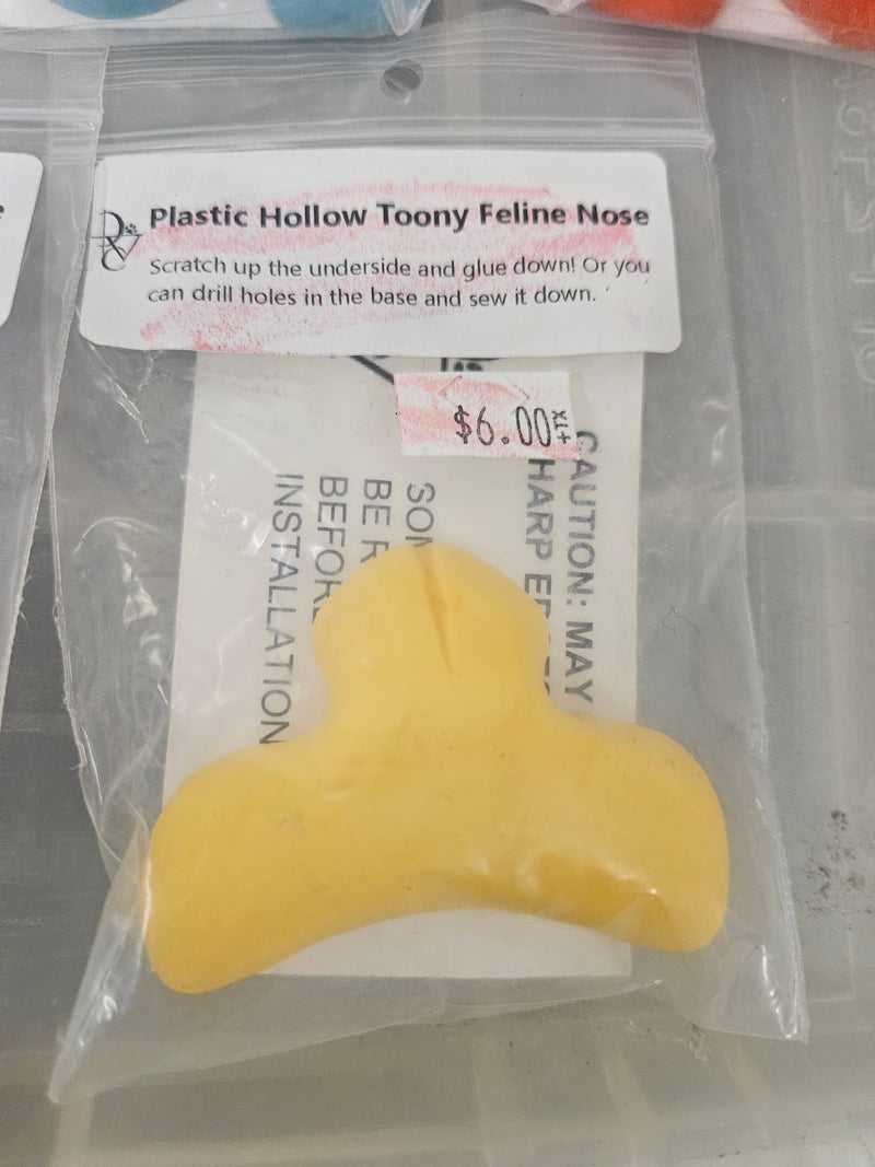 Ready to Ship Heavy Discount Item: Plastic Hollow Toony Feline Nose