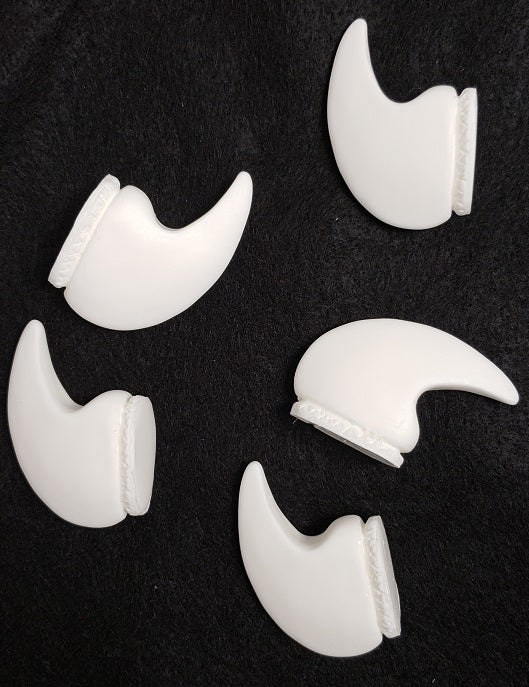 Basic Opaque Small Monster Claws *Sold Per Claw*