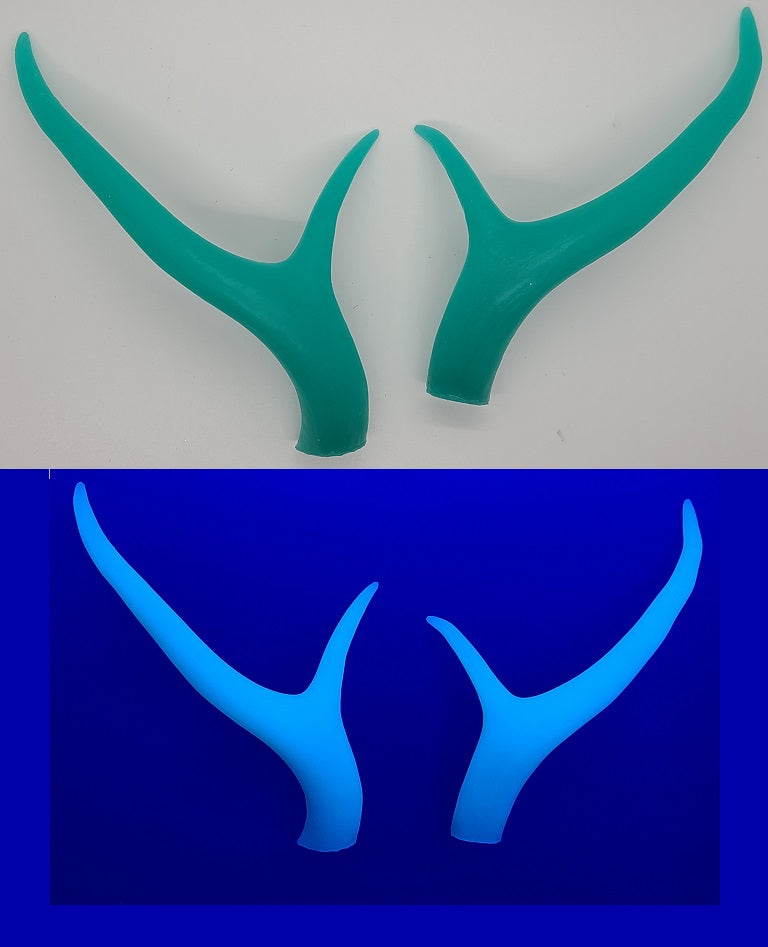Astas de ciervo de cuatro puntas curvadas, reactivas a los rayos UV, de plástico
