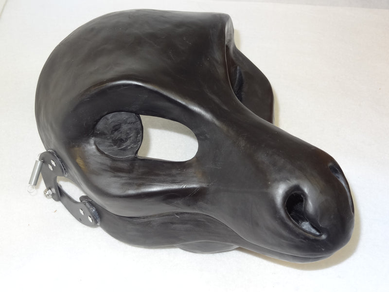 Máscara de resina de dragón de nariz redonda cortada y con bisagras en blanco