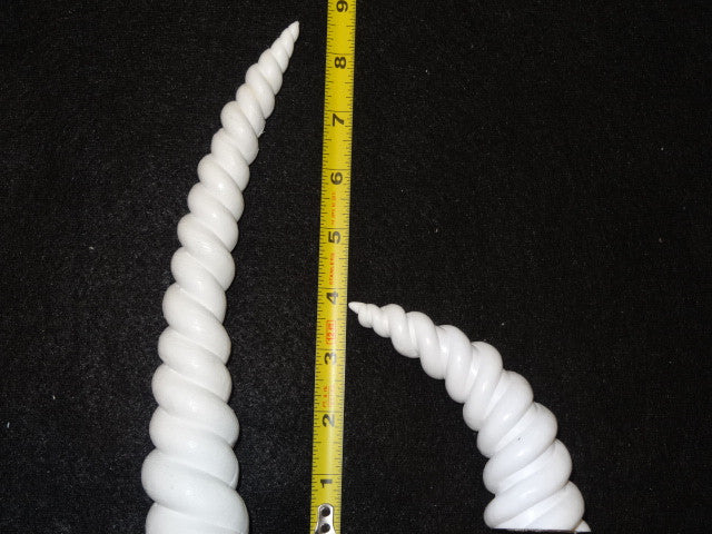 Plastic Opaque 4 Inch Curved Unicorn Horn