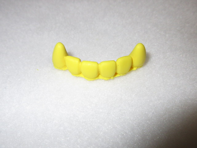 Small Teeth